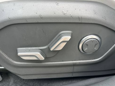 Used 2026 Hyundai Santa Fe SEL AWD/4WD image 18