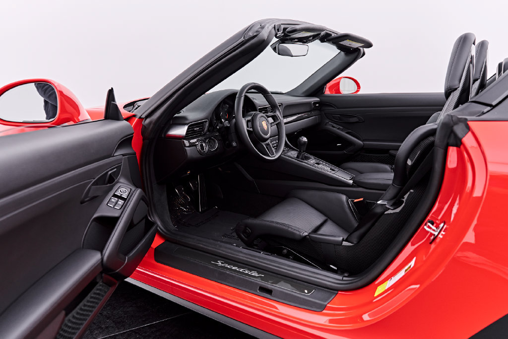 Used 2019 Porsche 911 Speedster w/ Chrono Package RWD image 37