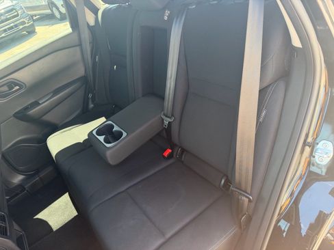 Used 2024 Nissan Rogue S AWD/4WD image 45
