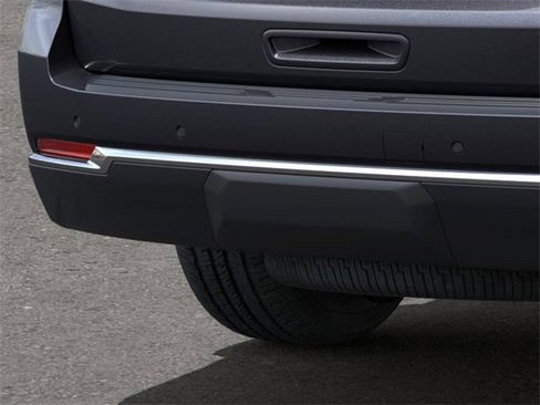 New 2025 Chevrolet Tahoe LS image 14
