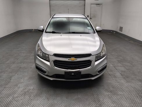 Used 2015 Chevrolet Cruze LT FWD image 14