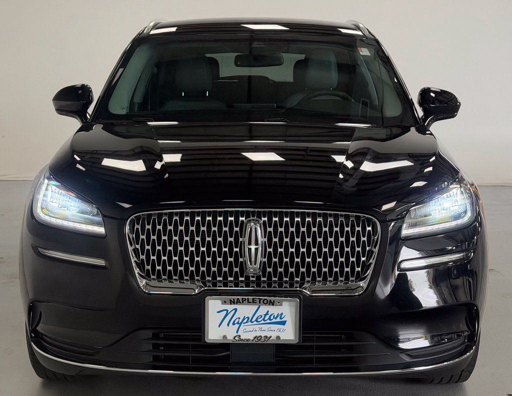 Used 2022 Lincoln Corsair AWD w/ Equipment Group 101A image 7