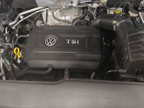 Used 2023 Volkswagen Atlas Cross Sport SE AWD/4WD image 30
