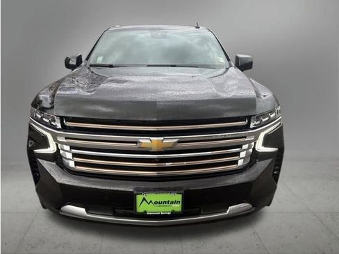 Used 2023 Chevrolet Tahoe High Country w/ Premium Package 2 AWD/4WD image 8