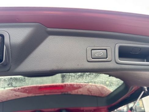 Used 2016 Subaru Forester 2.5i Touring w/ Eyesight & Navigation System image 26