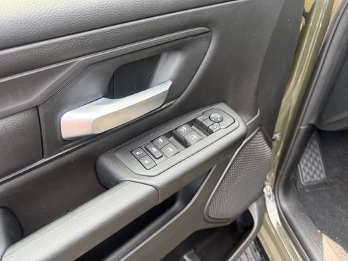 New 2026 RAM 1500 Express AWD/4WD image 12