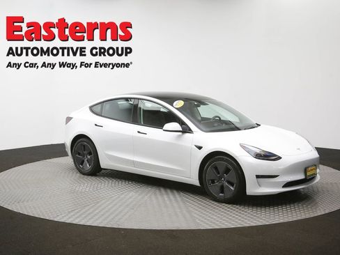 Used 2023 Tesla Model 3 Standard Range image 46