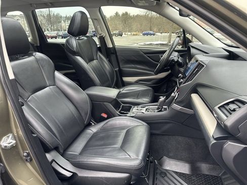 Used 2022 Subaru Forester Limited image 23