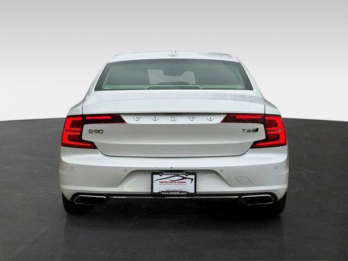 Used 2020 Volvo S90 T6 Inscription image 6