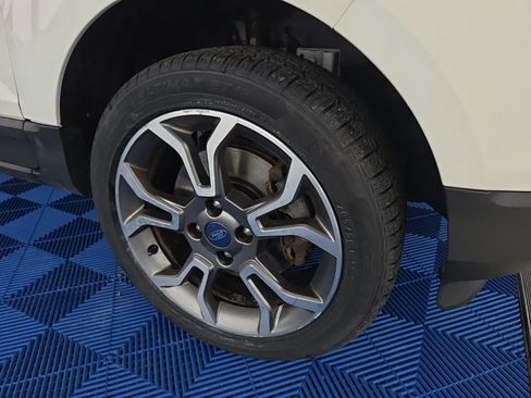 Used 2019 Ford EcoSport SES w/ SES Black Appearance Package AWD/4WD image 27