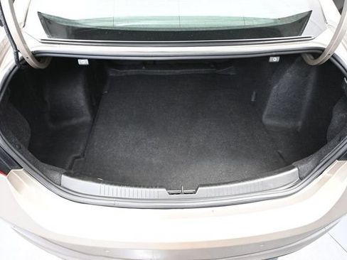Used 2024 Chevrolet Malibu LT FWD image 40