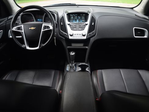 Used 2017 Chevrolet Equinox LT AWD/4WD image 7