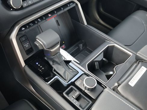 New 2026 Toyota Tundra Limited AWD/4WD image 23