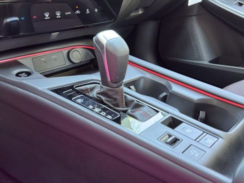 New 2026 Nissan Sentra SR w/ Floor Mat Package FWD image 12