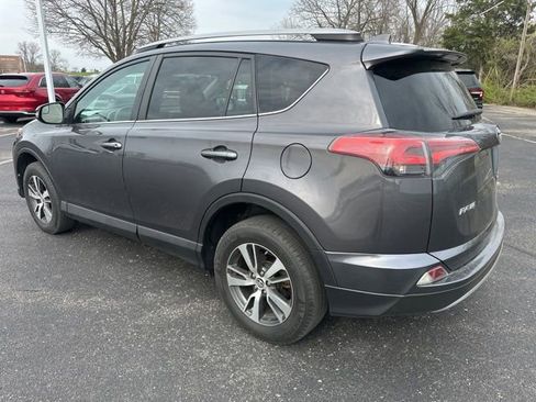 Used 2017 Toyota RAV4 XLE image 8