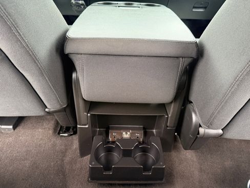 Used 2012 GMC Sierra 3500 SLE image 29