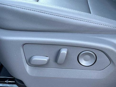 New 2026 GMC Sierra 1500 SLT w/ SLT Premium Plus Package image 18