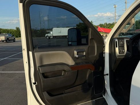 Used 2015 GMC Sierra 2500 SLT RWD image 10