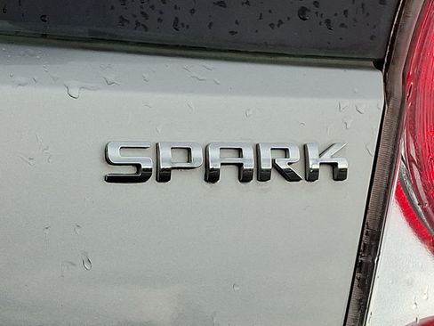 Used 2015 Chevrolet Spark LS FWD image 29