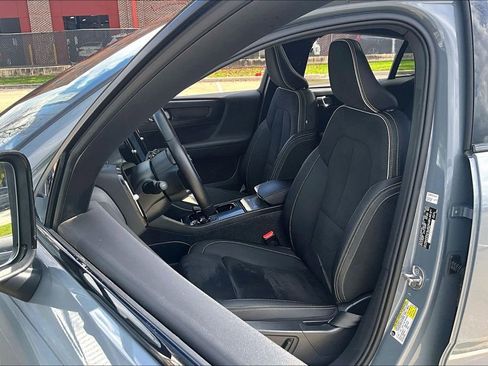 Certified 2023 Volvo C40 P8 Recharge Ultimate image 31