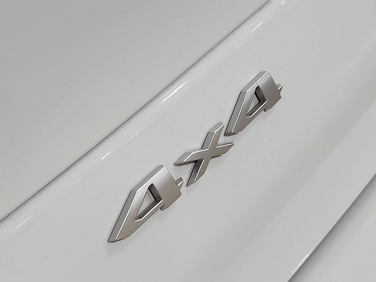 Used 2024 Jeep Grand Cherokee Summit AWD/4WD image 26