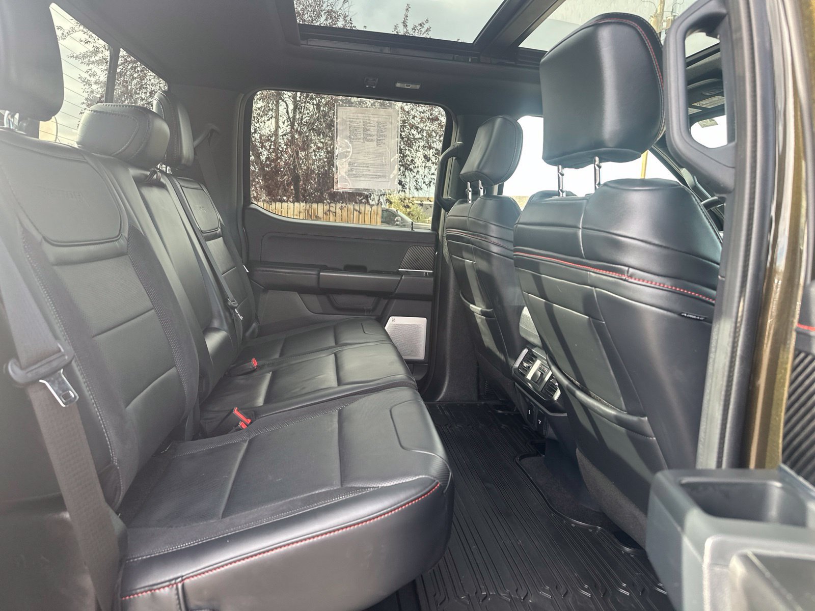 Used 2025 Ford F150 Raptor AWD/4WD image 33