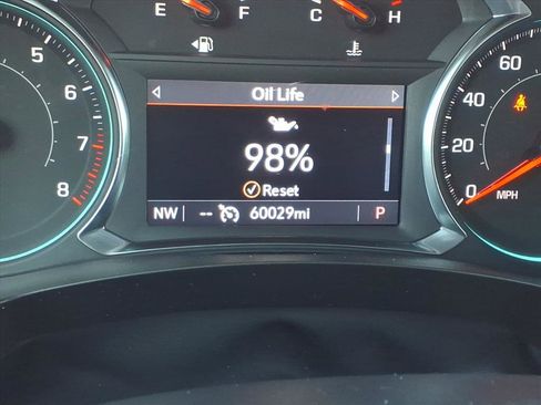 Certified 2023 Chevrolet Traverse LT image 28