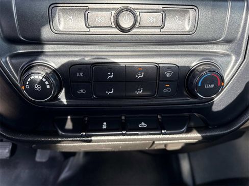 Used 2018 Chevrolet Silverado 1500 W/T image 18