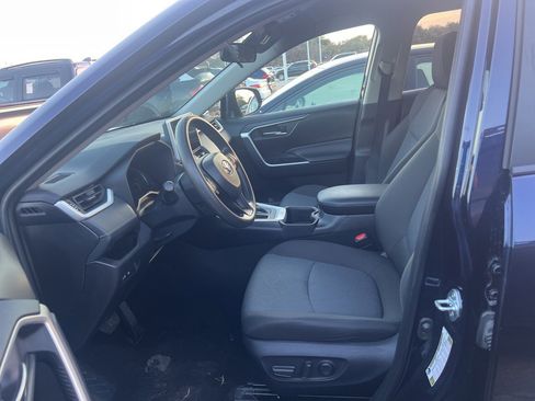 Used 2024 Toyota RAV4 XLE image 8