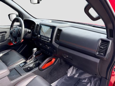 Used 2024 Nissan Frontier Pro-X w/ Pro Premium Package image 30