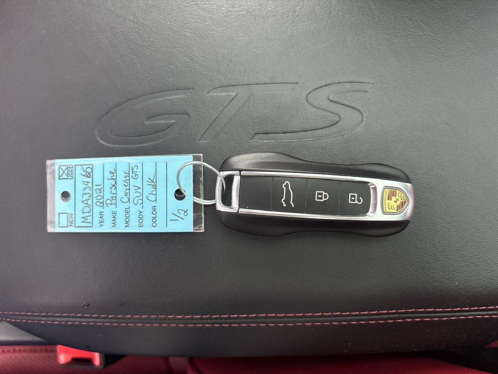 Used 2021 Porsche Cayenne GTS AWD/4WD image 32