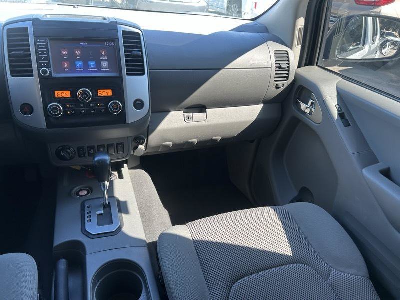 Used 2020 Nissan Frontier SV AWD/4WD image 13