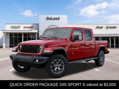 Used 2025 Jeep Gladiator Sport
