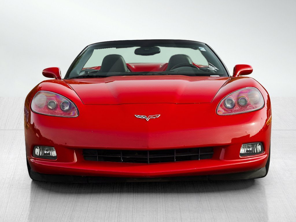 Used 2007 Chevrolet Corvette Convertible w/ Performance Package RWD image 3