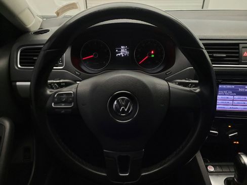 Used 2014 Volkswagen Jetta SE image 22