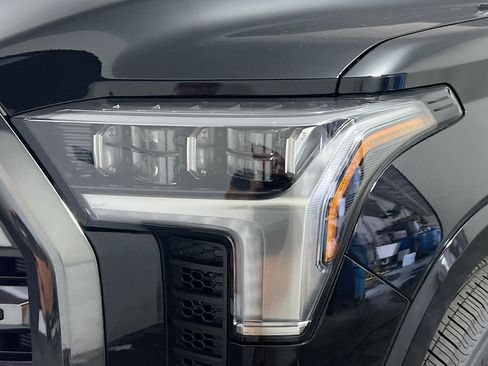 New 2025 Toyota Tundra Platinum image 11