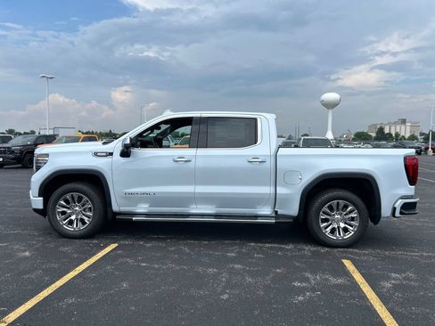 New 2026 GMC Sierra 1500 Denali AWD/4WD image 10