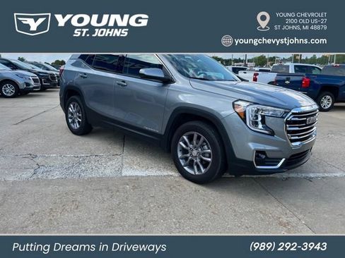 Used 2023 GMC Terrain SLT AWD/4WD image 14