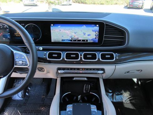 Used 2020 Mercedes-Benz GLE 350 image 19