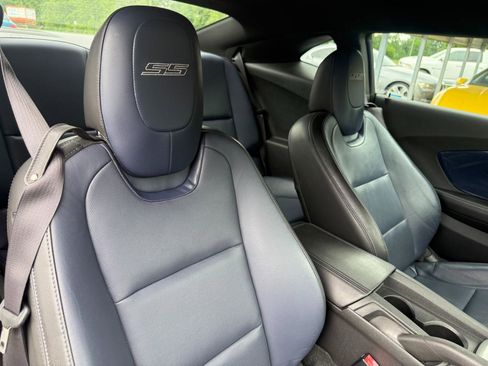 Used 2014 Chevrolet Camaro SS w/ RS Package RWD image 16