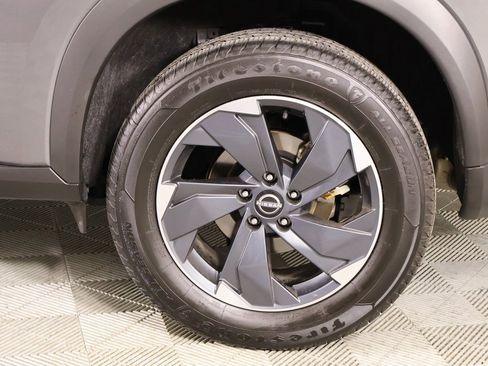 Used 2024 Nissan Rogue SV image 17