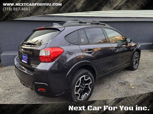 Used 2017 Subaru Crosstrek 2.0i Premium image 6