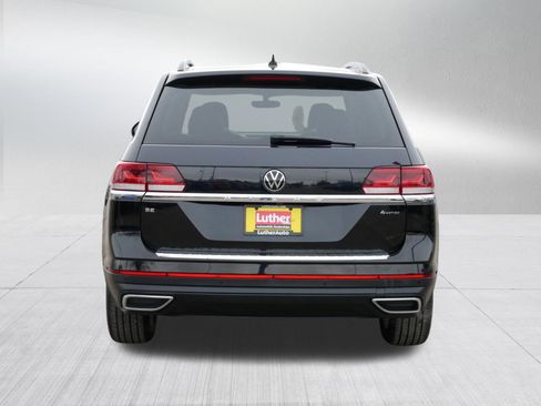 Certified 2023 Volkswagen Atlas SE image 6
