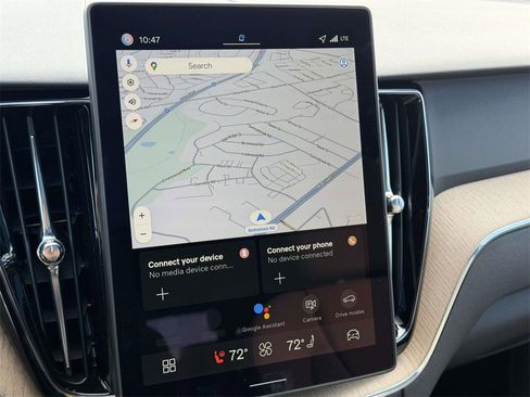 New 2026 Volvo XC60 B5 Plus w/ Protection Package Premier image 3