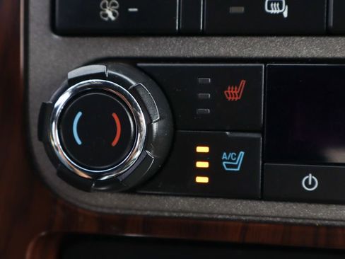 Used 2011 Ford F250 Lariat w/ Lariat Interior Pkg image 37