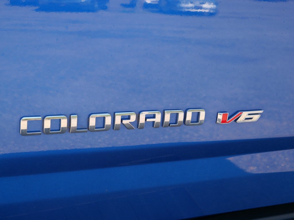 Used 2018 Chevrolet Colorado Z71 AWD/4WD image 10
