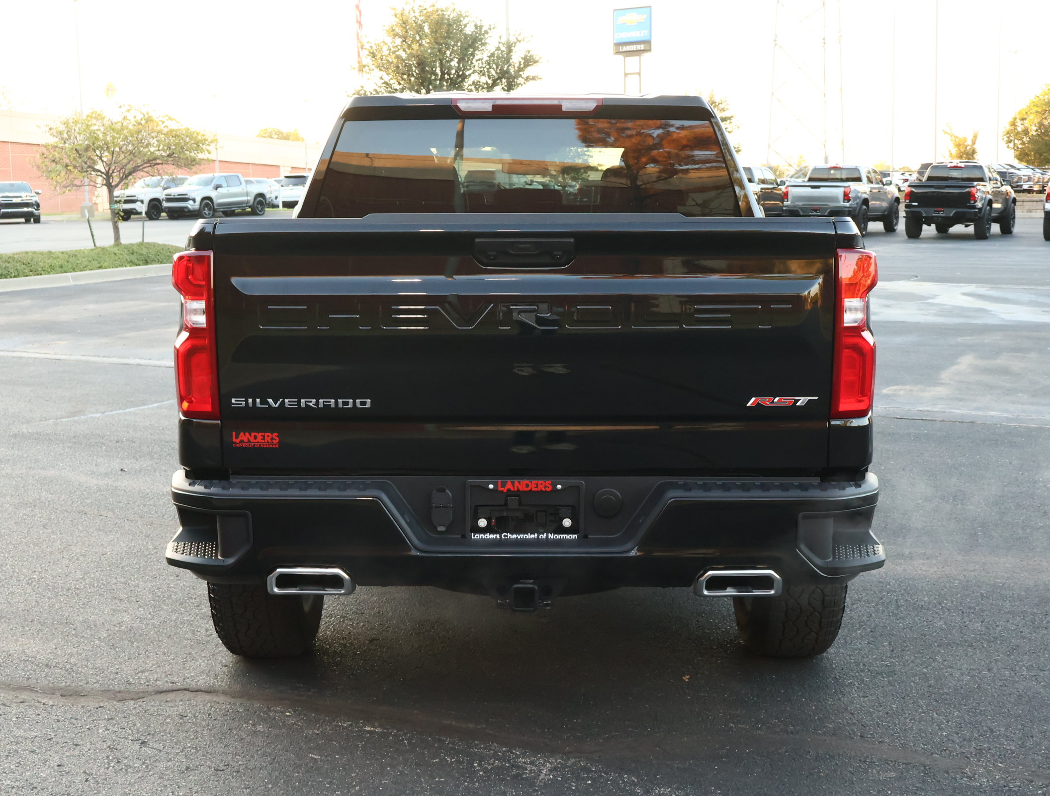 Used 2026 Chevrolet Silverado 1500 RST w/ Z71 Off-Road Package AWD/4WD image 27