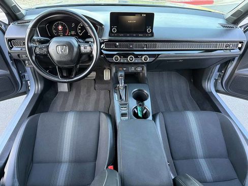 Used 2023 Honda Civic Sport image 6