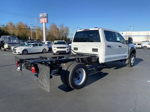 Used 2023 Ford F450 XLT w/ XLT Value Package image 4