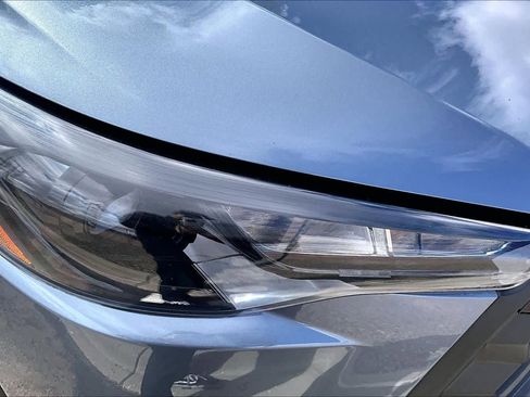 Used 2026 Toyota Corolla Cross LE image 25